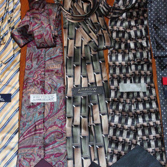 Mens Retro Vintage Ties Lot of 5 Stafford Van Heusen Arrow Chaps Geometric - Picture 2 of 2